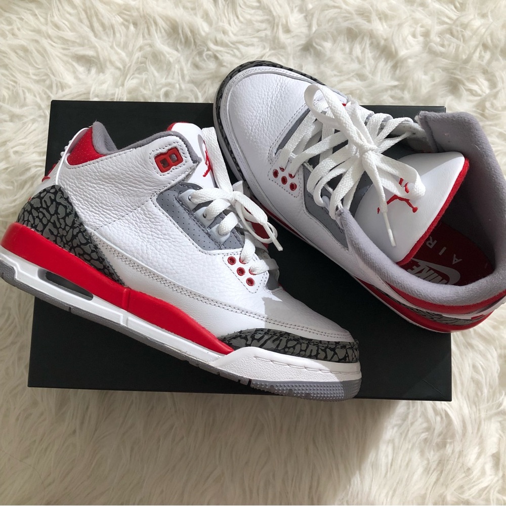 Air Jordan 3 fire red Sneakers Big kids 5.5 = Womens 7 Aj3 RARE shoes sneaker
